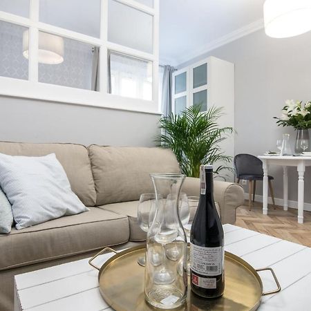 Apartment Nearto Old Town Kraszewskiego Street Krakkó Kültér fotó